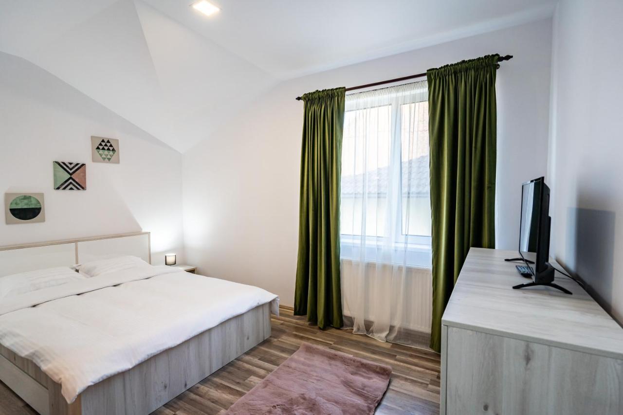 Apartament Cetate View Rîşnov エクステリア 写真